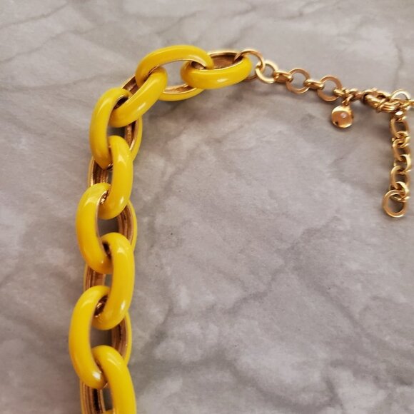 💛 J. Crew Yellow Enamel Link Necklace 💛 - Picture 14 of 15